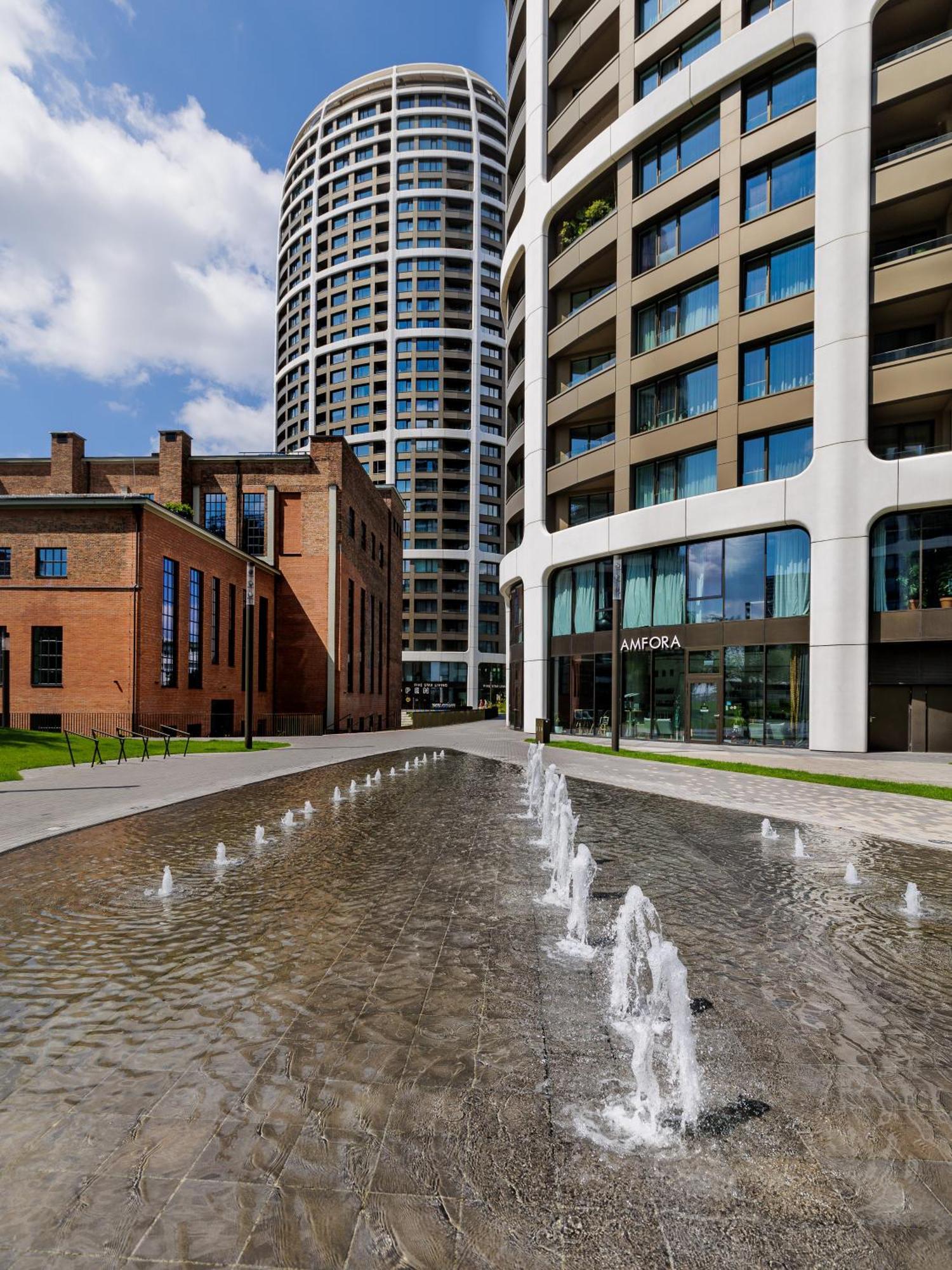 Sky Park 1 - Luxurious #Instaworthy Apartment In Downtown City Center With Included Parking, Best Address In Town Братислава Экстерьер фото